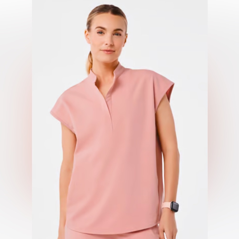 Figs Pink Sand Scrub Set